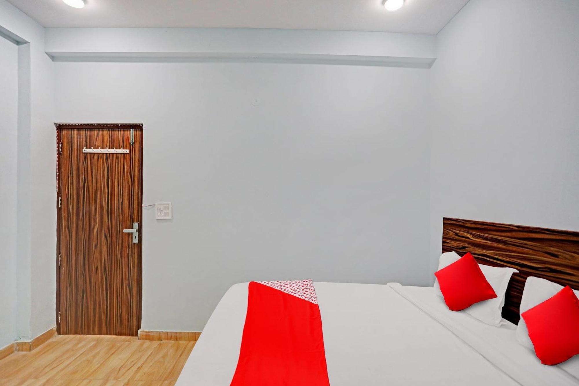 Hotel O Surya Gold Guest House Najafgarh Εξωτερικό φωτογραφία